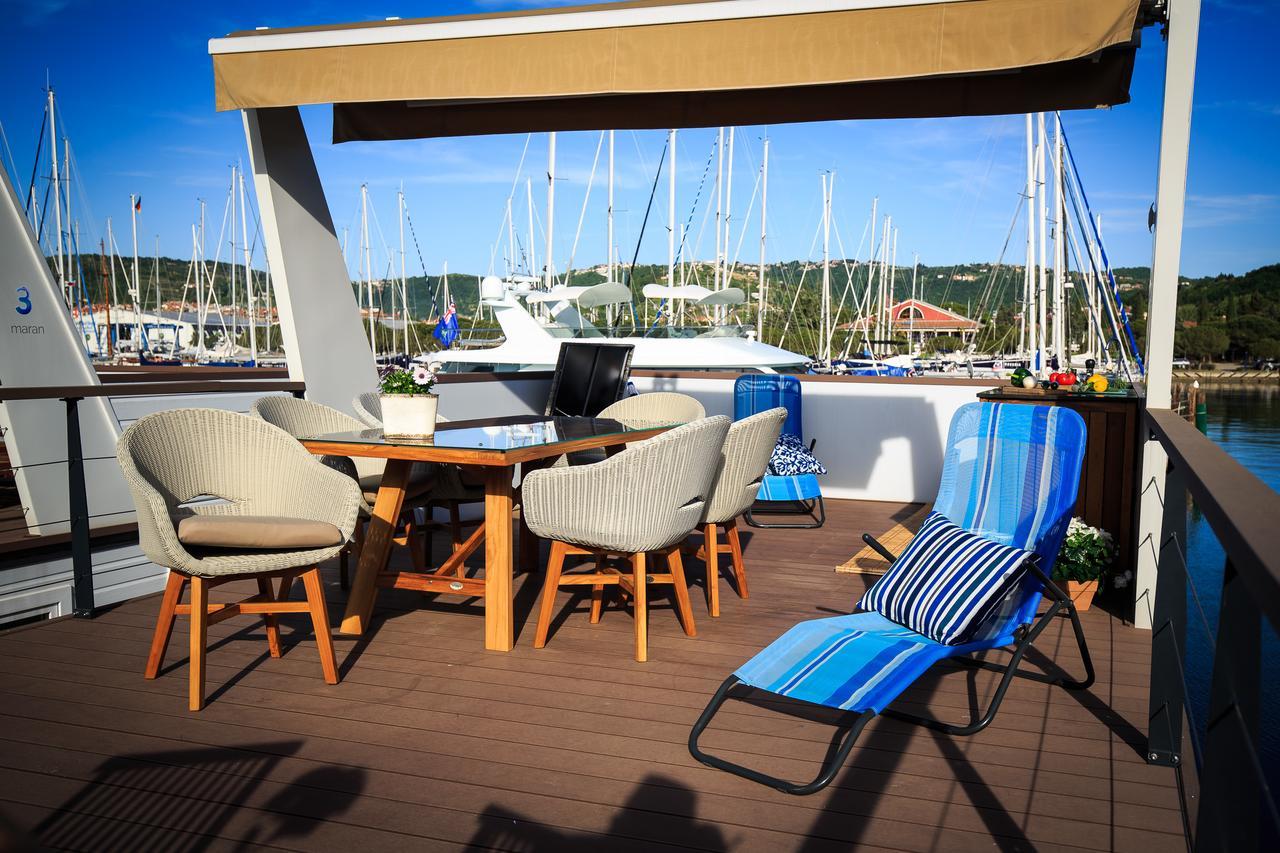Floating Sea House Kahne Portoroz Villa Kültér fotó